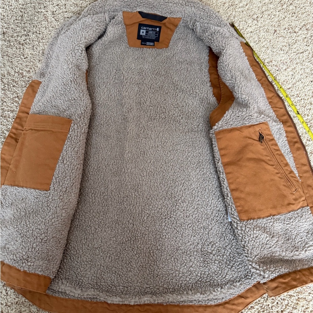 Carhartt men’s Tan Vest - Picture 4 of 4